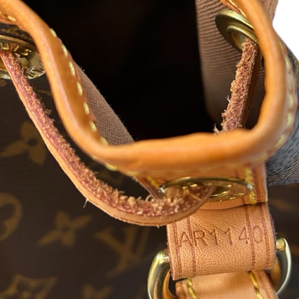 Louis Vuitton Noe Monogram Bucket Bag - Picture 3 of 14